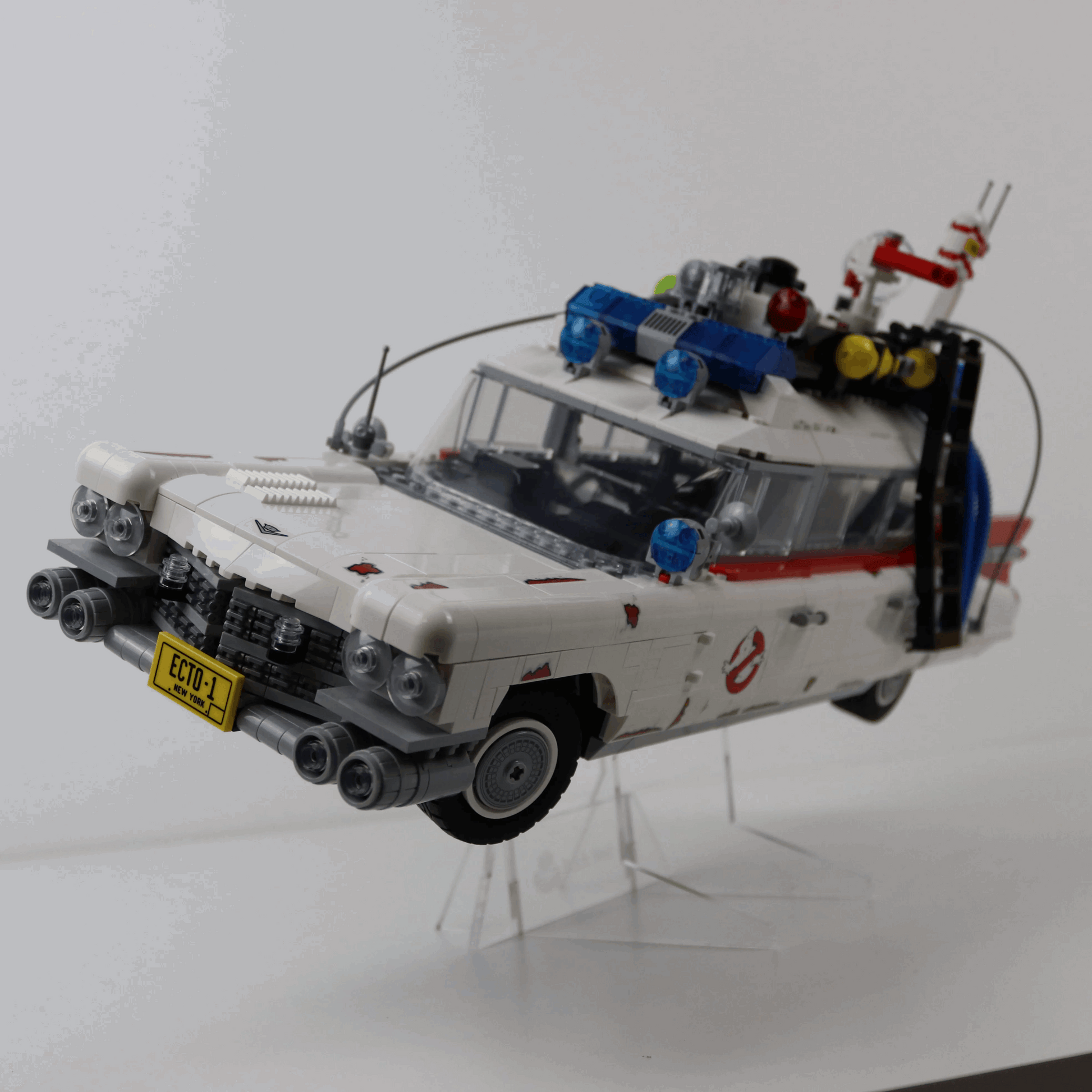 LEGO Ghostbusters Ecto-1 Acrylic Display Stand (10274)