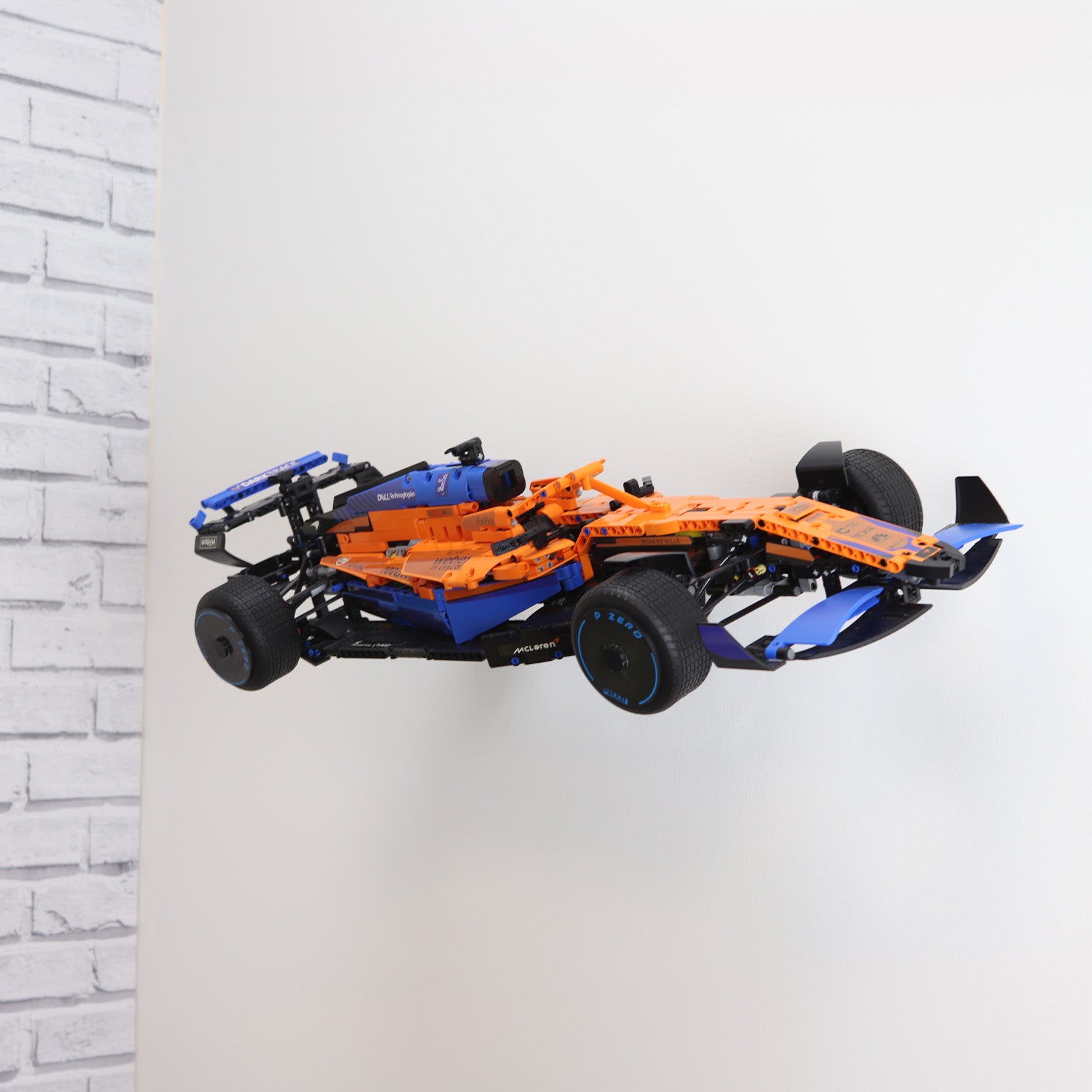 Wall Display Mount for LEGO® Technic McLaren F1 Car 42141