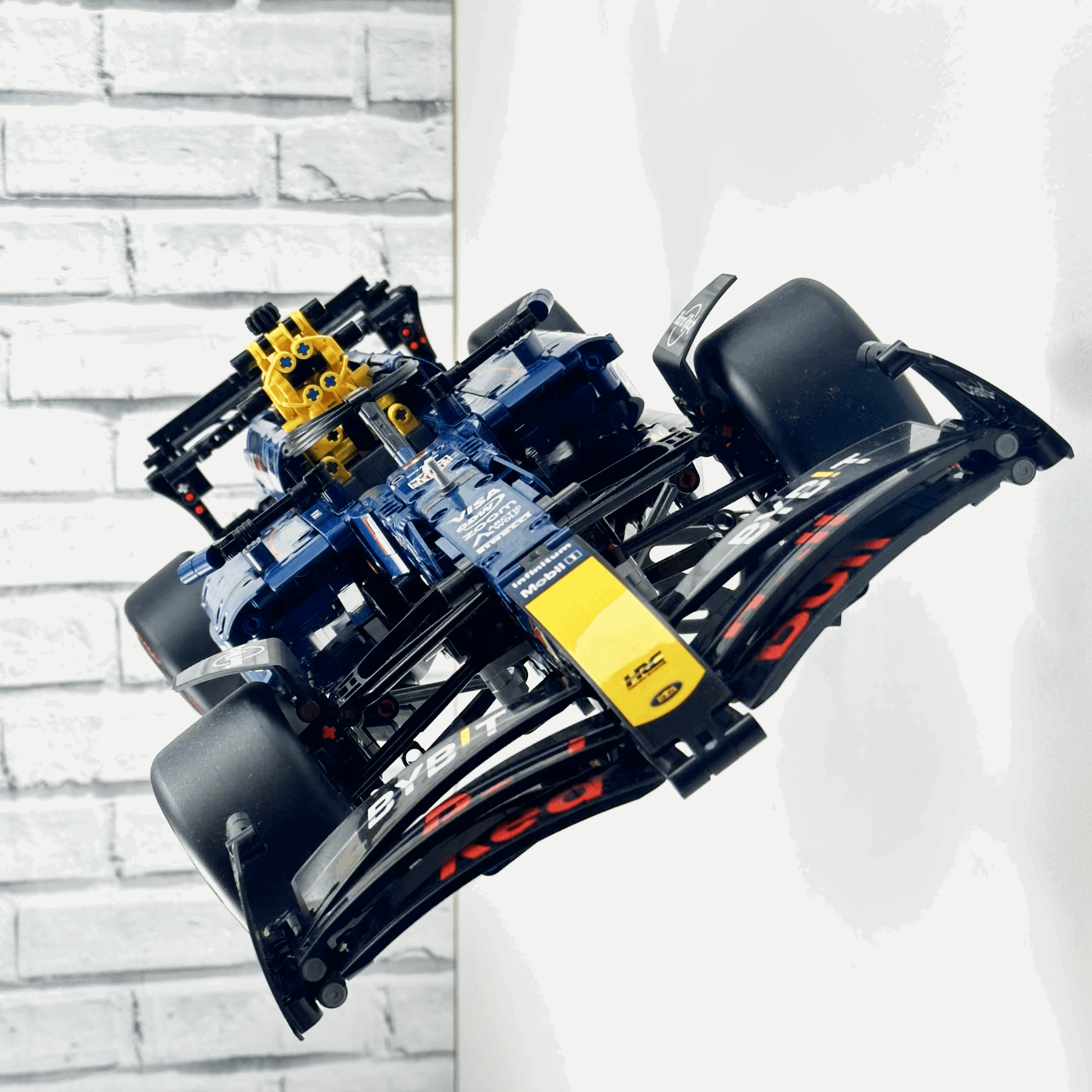 Lego Wall Display Stand for Red Bull F1 RB20 (42206)