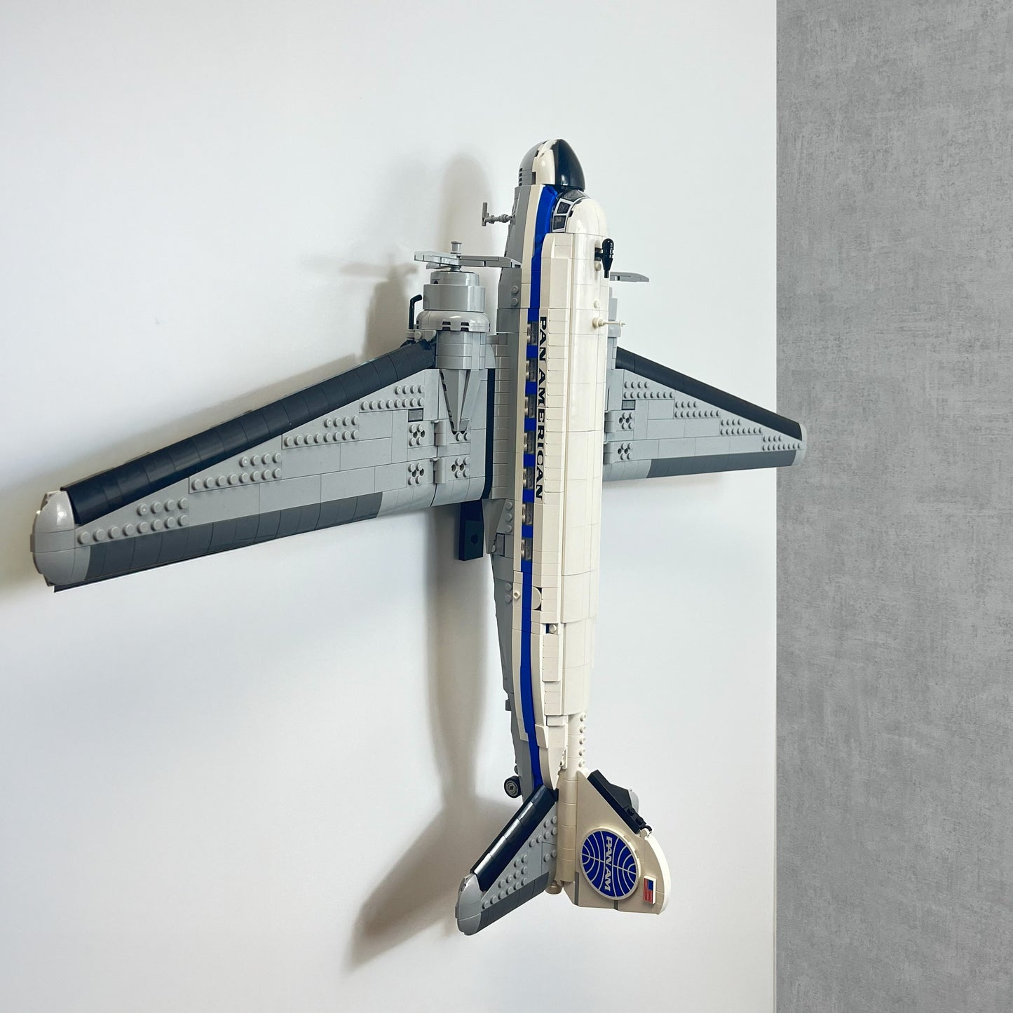 Vertical wall display mount for LEGO Icons PAN AM Airliner 11378