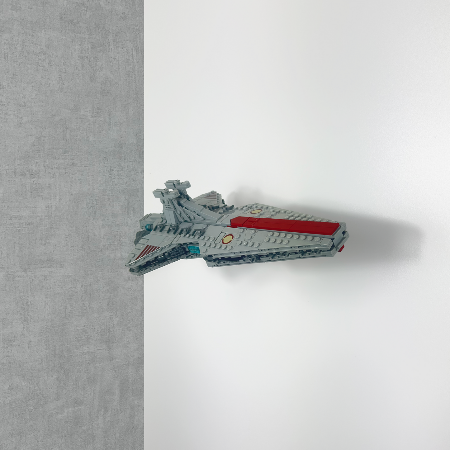 LEGO Wall Mount for LEGO Venator-Class Attack Cruiser (75441)