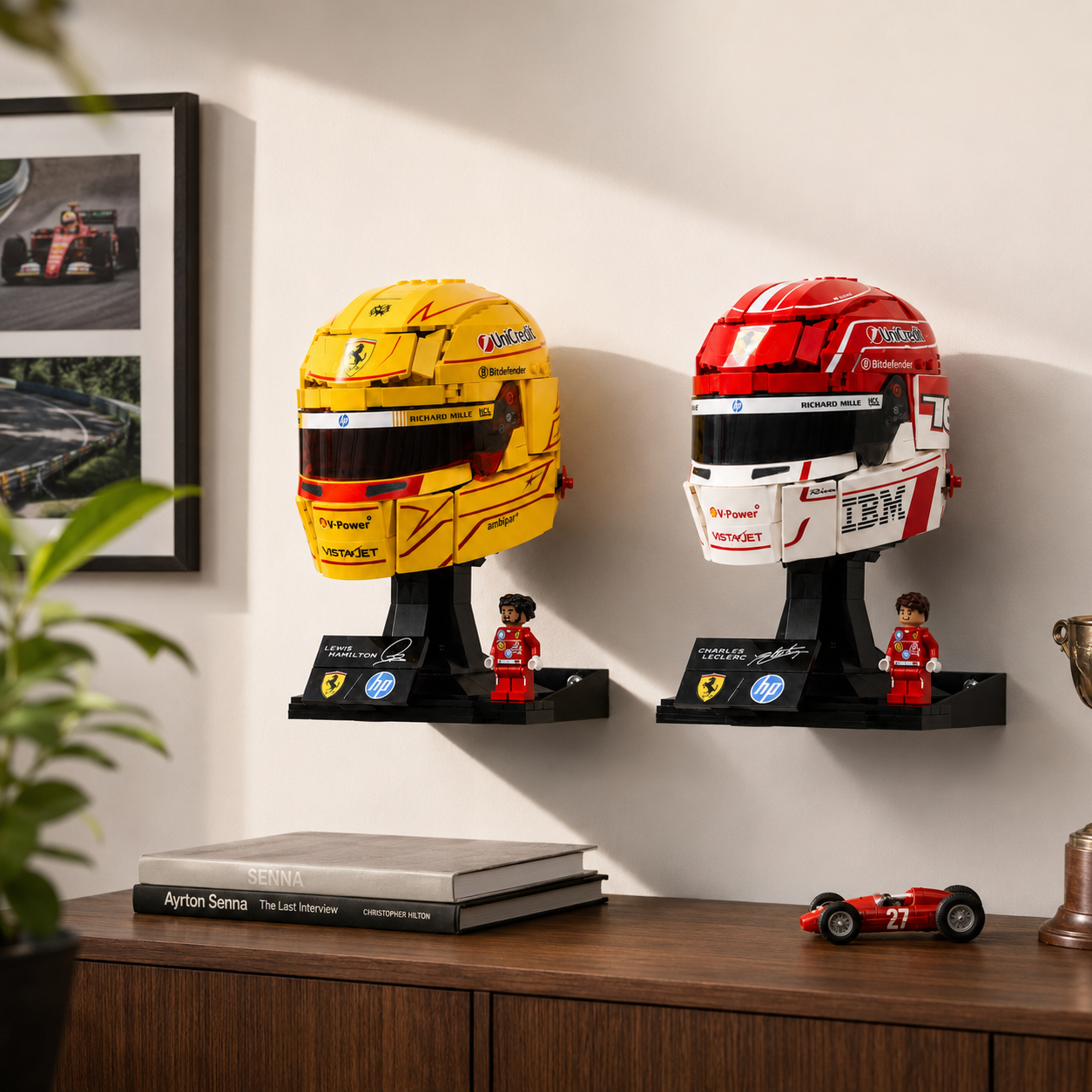 Wall display mount for LEGO Formula One Ferrari Helmet 43022